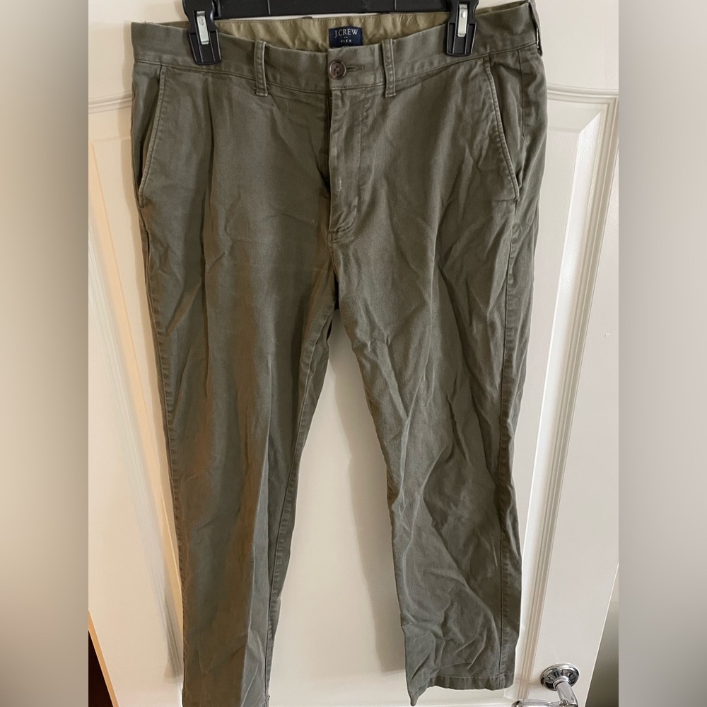 J Crew Men’s Olive Green Straight Fit Chino Pants
